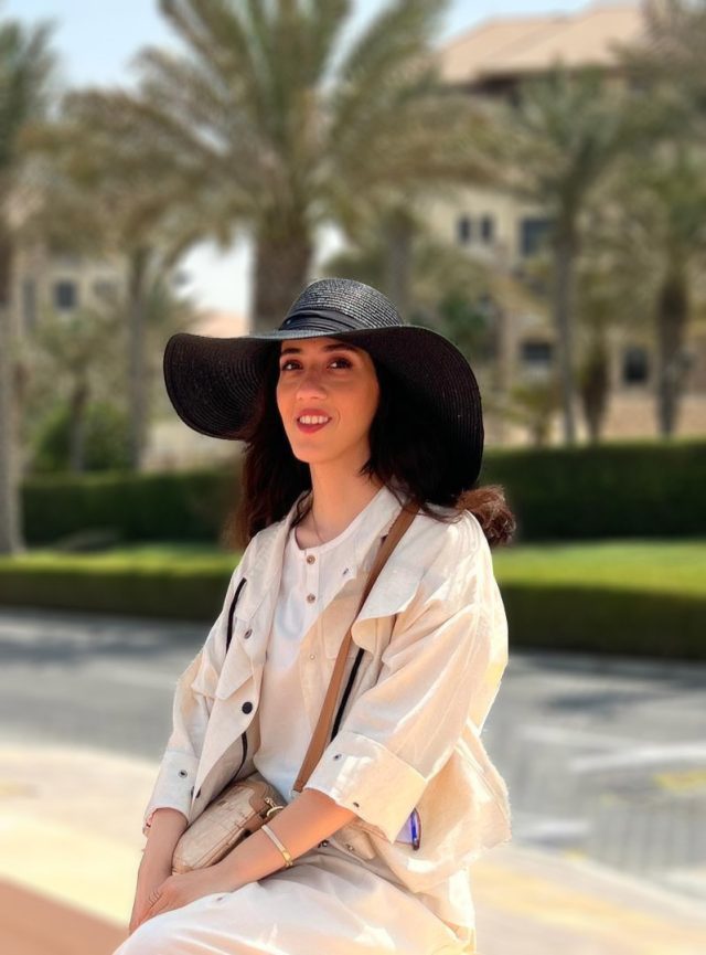 Mrs Hanieh Khosrojerdi