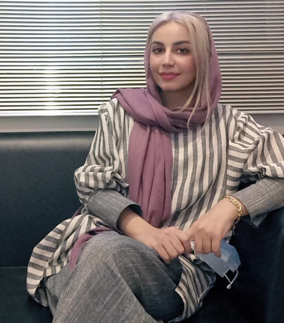 مرجان فرخ‌نیا دپارتمان انگلیسی